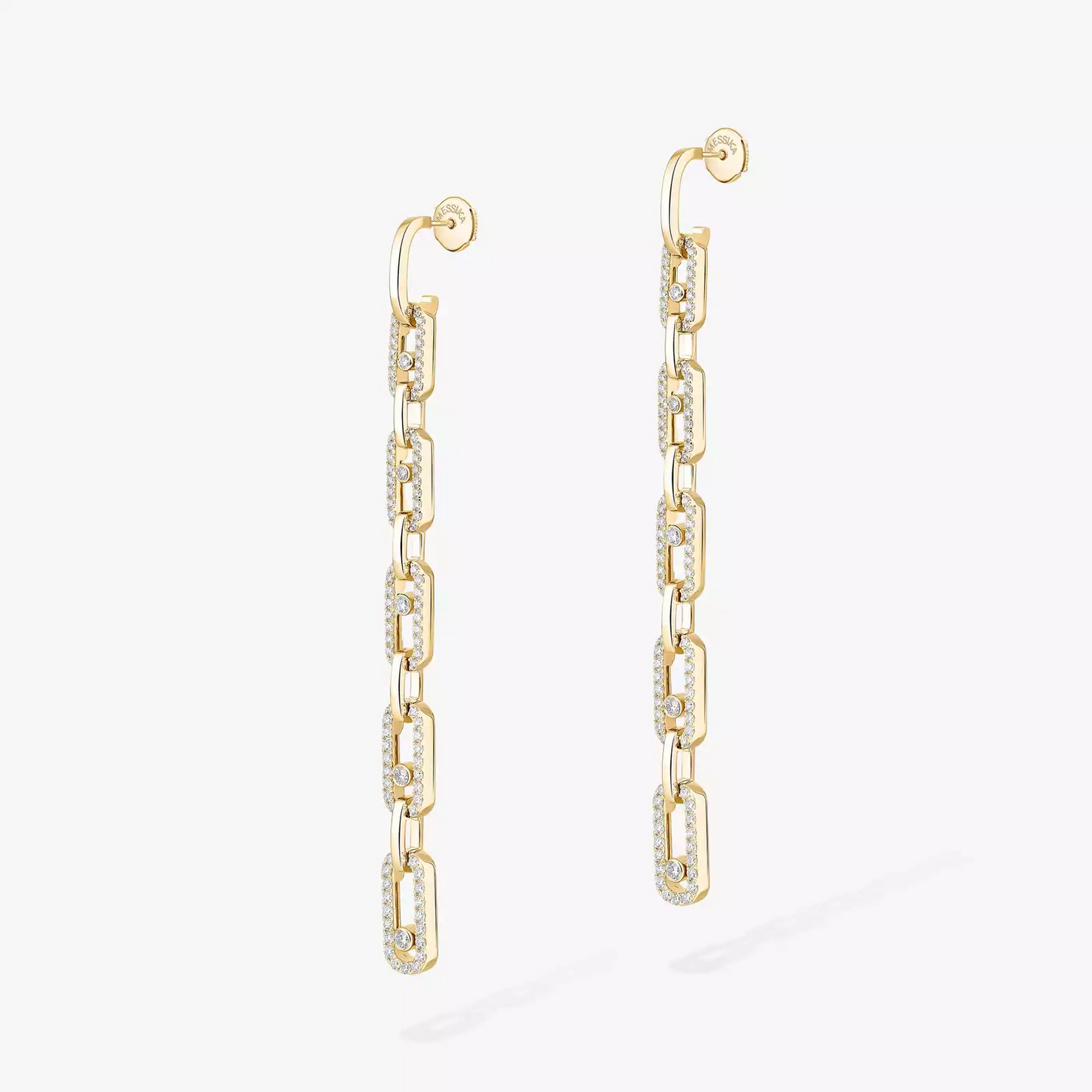 Earrings Move