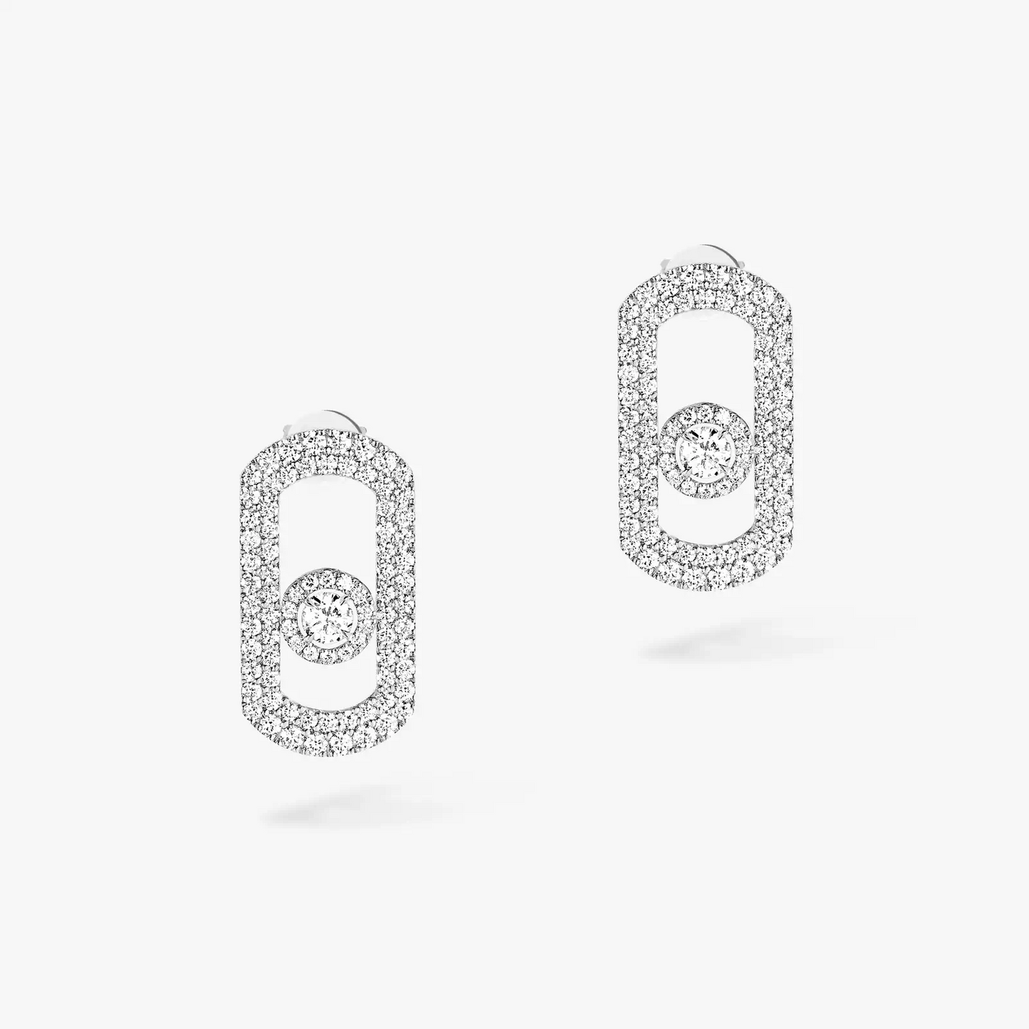 Earrings Move