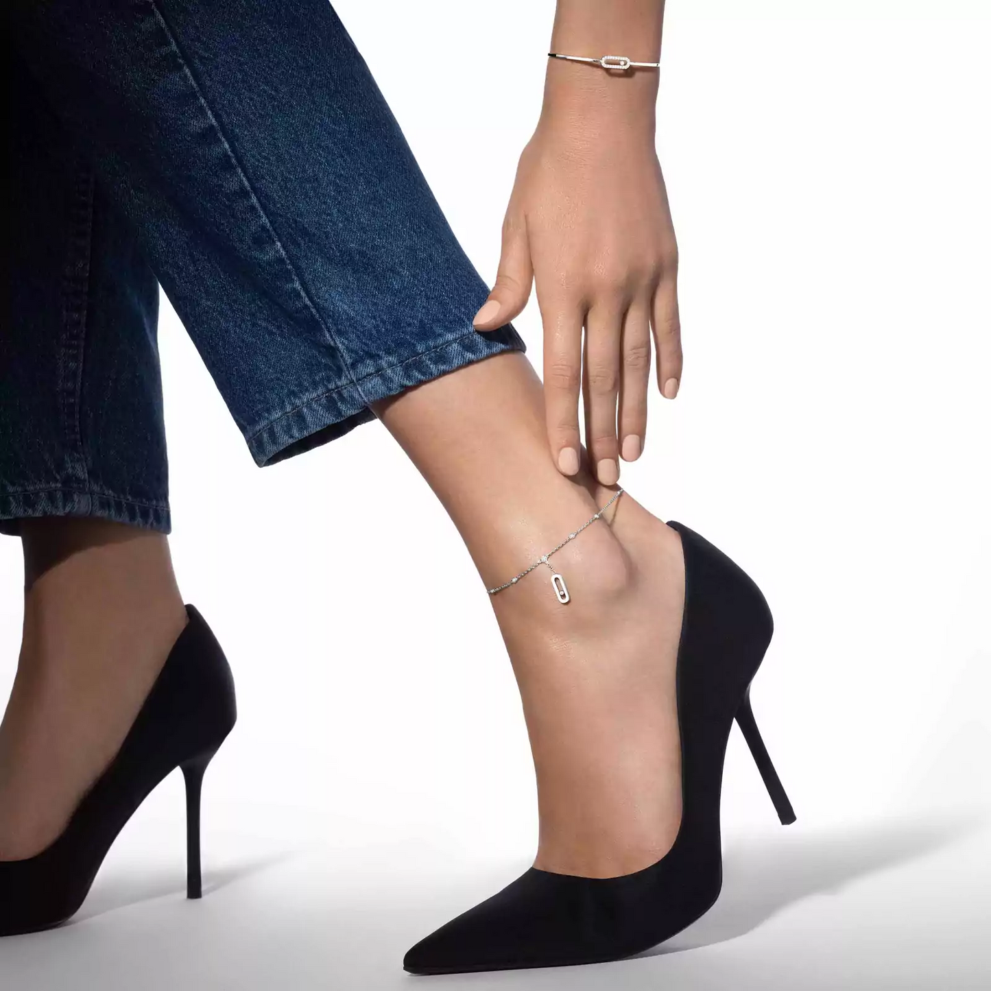 Anklet Move