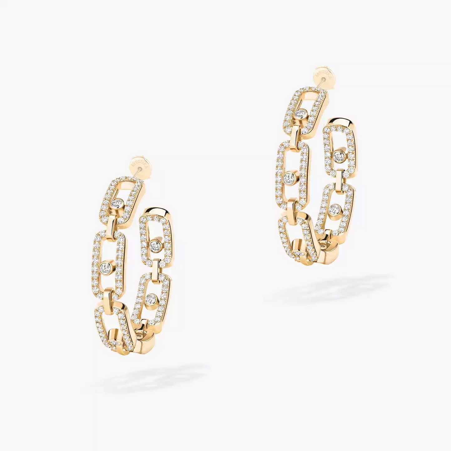 Earrings Move