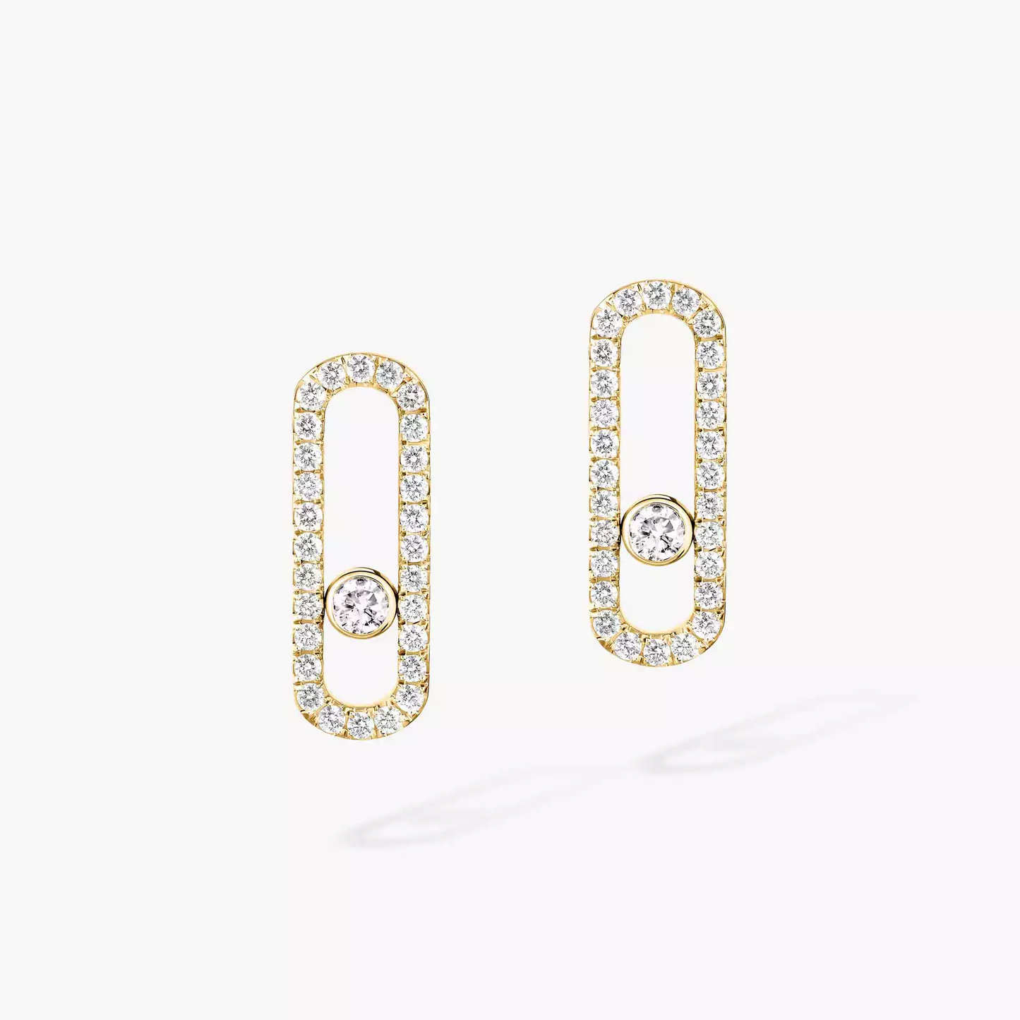 Earrings Move